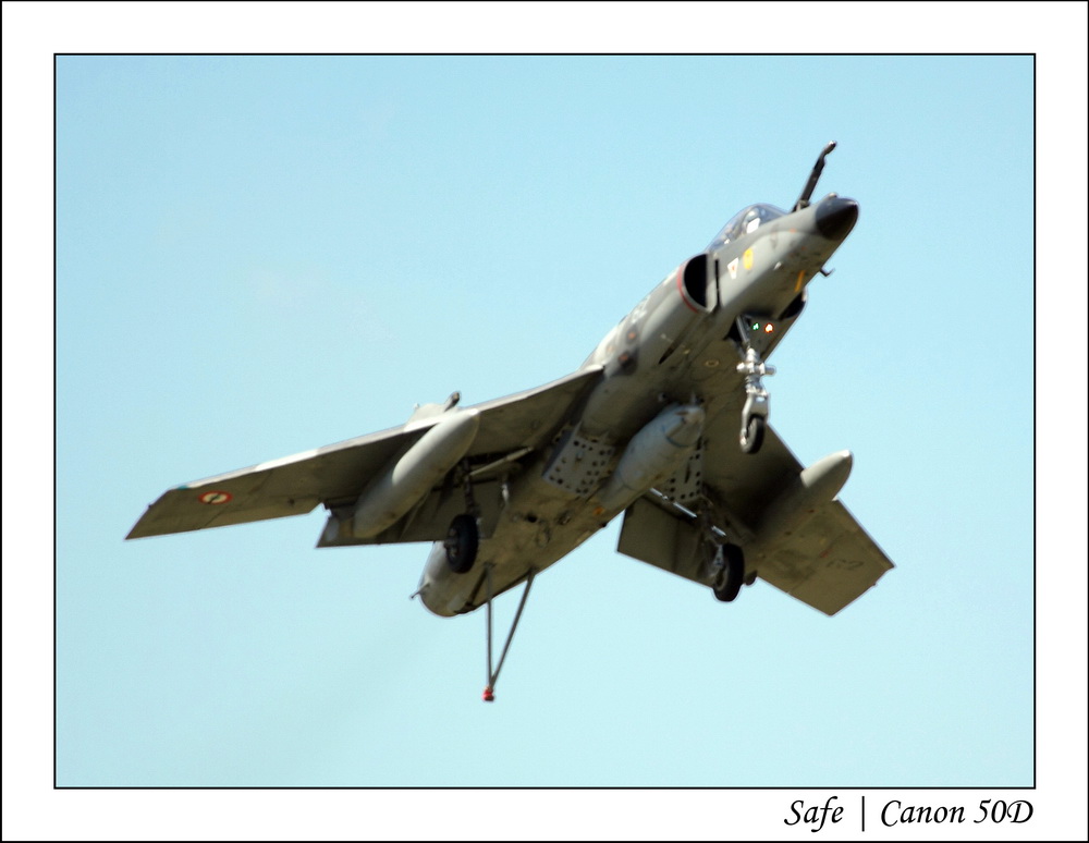 2010   05   Ferte Alais   125